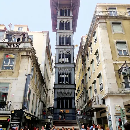 Arsenal 108, Design - New Light Downtown Chiado And River *