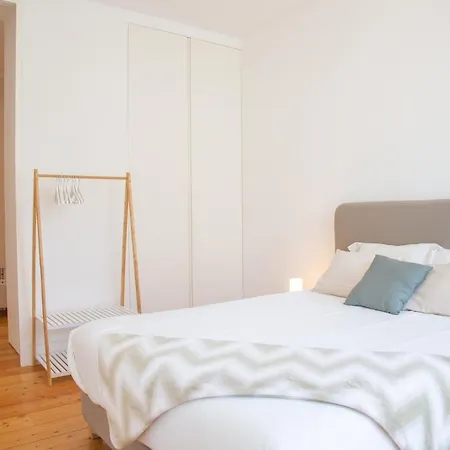 Arsenal 108, Design - New Light Downtown Chiado And River * Lisbon