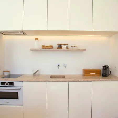 Apartment Arsenal 108, Design - New Light Downtown Chiado And River Lisbon