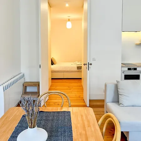 Apartment Arsenal 108, Design - New Light Downtown Chiado And River *