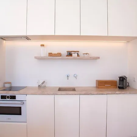 Arsenal 108, Design - New Light Downtown Chiado And River Apartment Lisbon